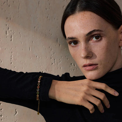 Lumière -  White Round Bezel Gold Bracelet